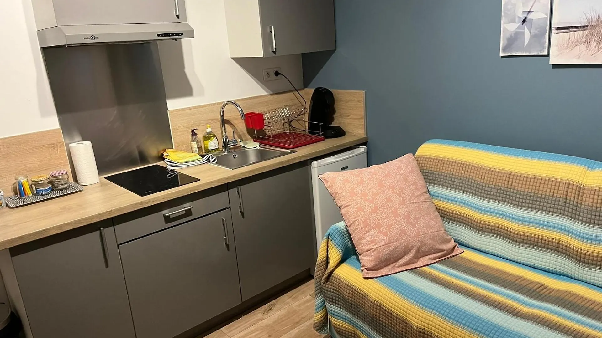 Appartement Studio Le Bali avec wifi à 100m de la plage à La Seyne-sur-Mer